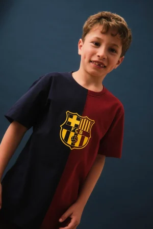 Bicolor tee Barça crest - Junior | FC Barcelona Hot