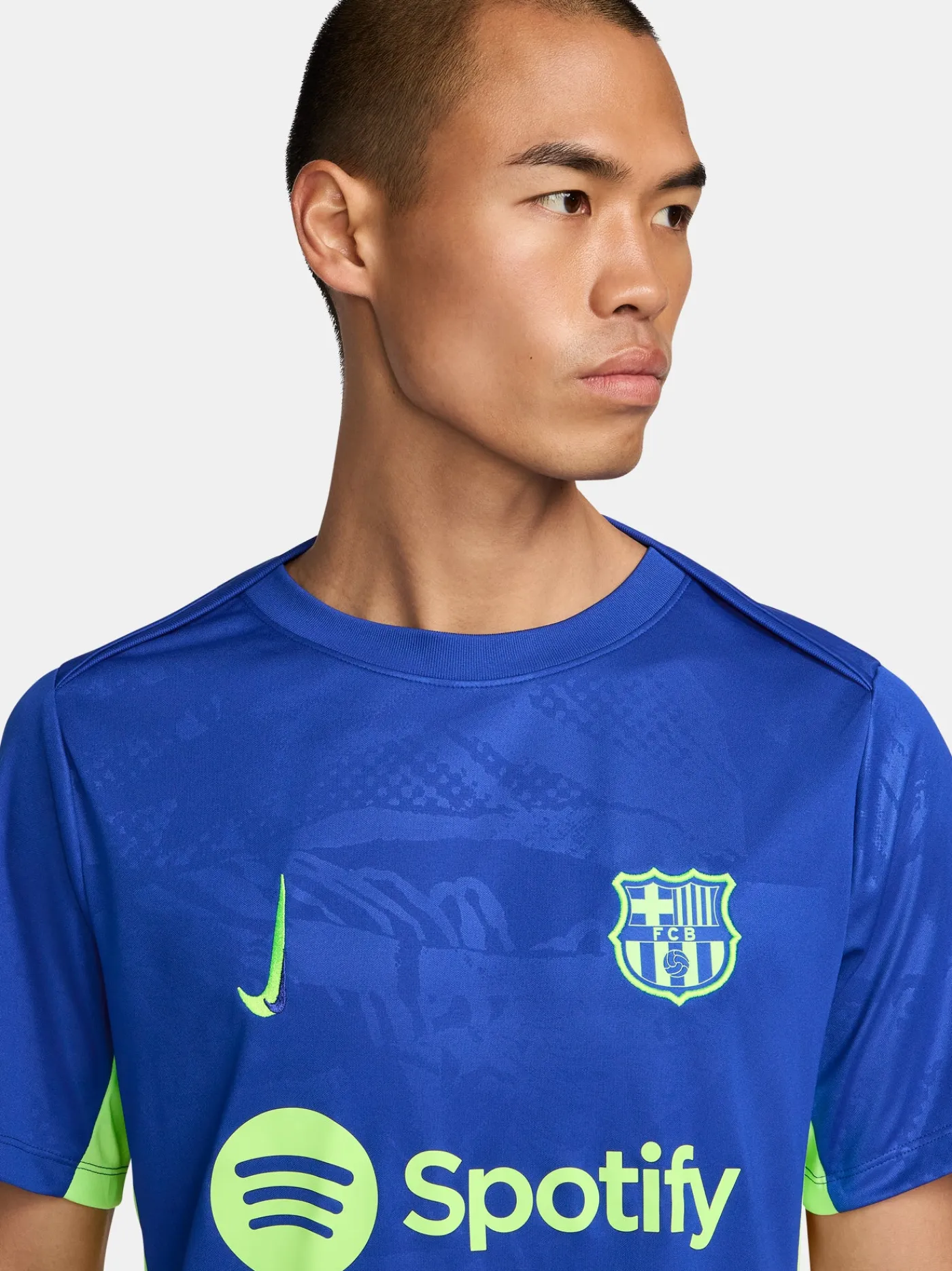 Drittes Aufwärm-Trikot des 24/25 | FC Barcelona Clearance