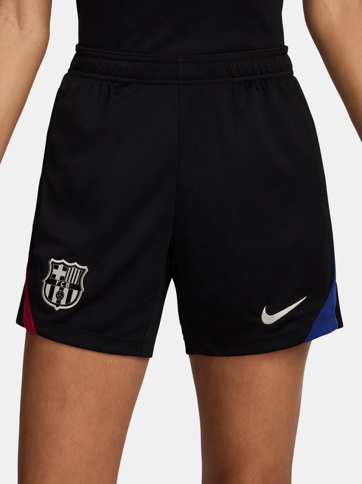 24/25 Schwarze Trainingsshorts – Damen | FC Barcelona Online