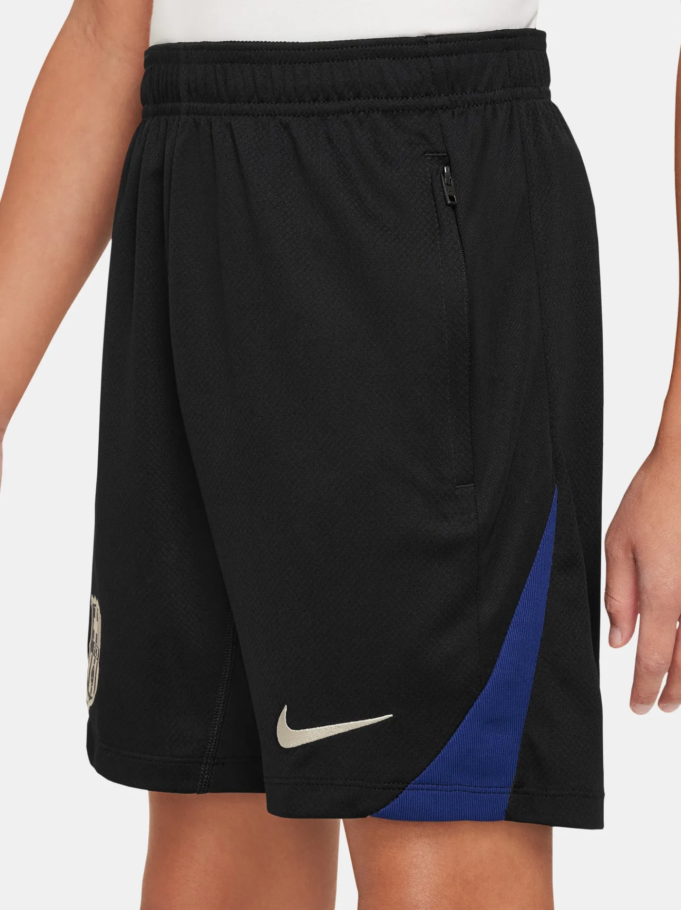 24/25 Schwarze Trainingsshorts – Junior | FC Barcelona Outlet