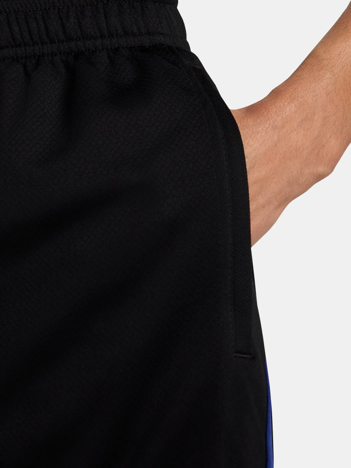 24/25 Schwarze Trainingsshorts – Damen | FC Barcelona Online