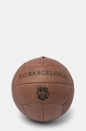 Historischer Ball | FC Barcelona Fashion