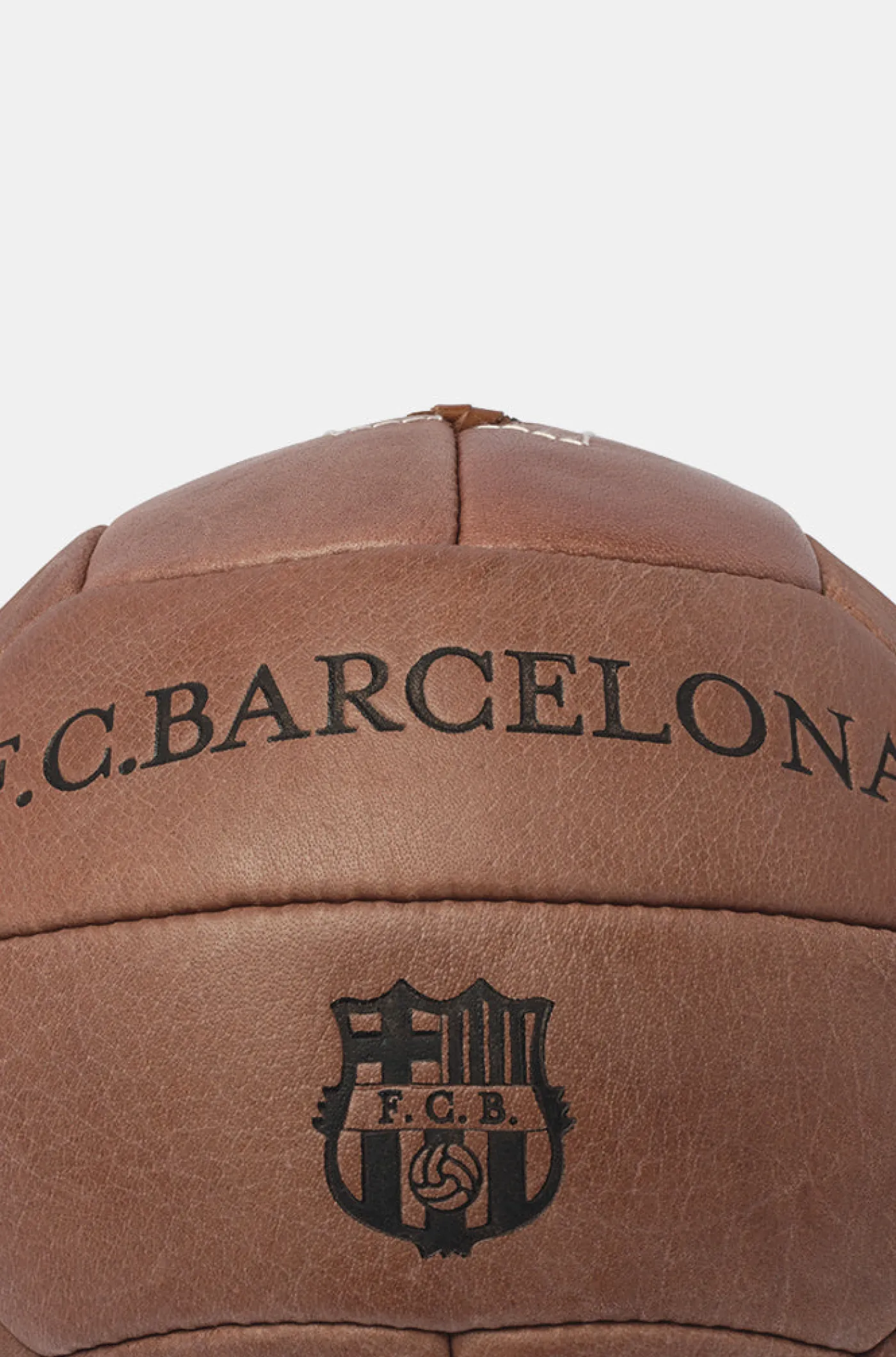 Historischer Ball | FC Barcelona Fashion