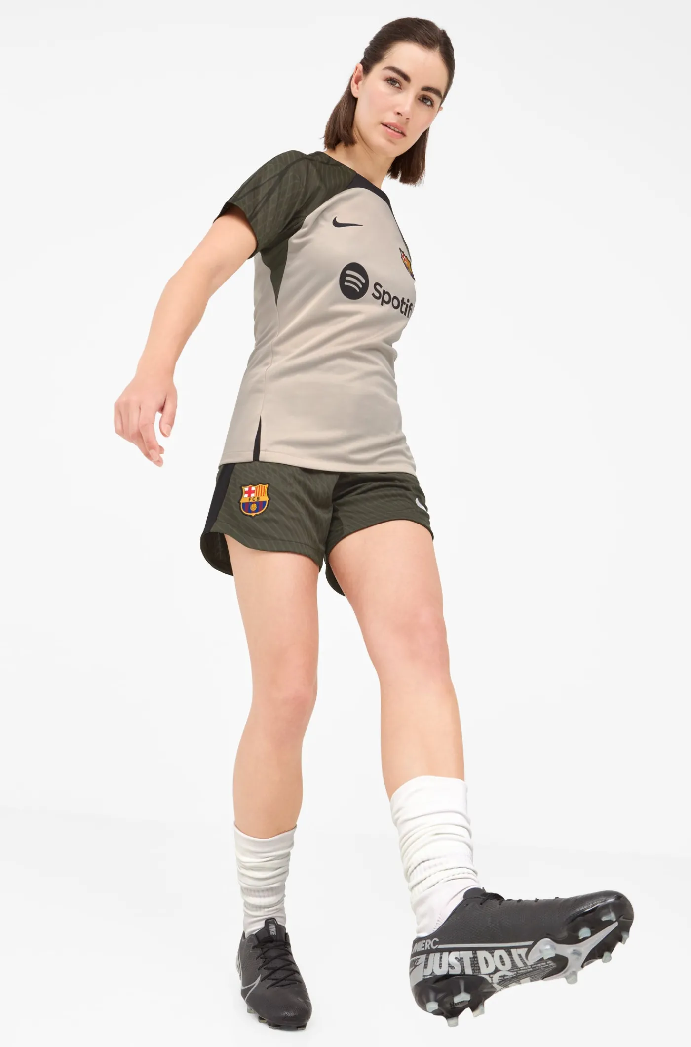 Kurze Trainingshose FC Barcelona 23/24 - Damen | FC Barcelona New