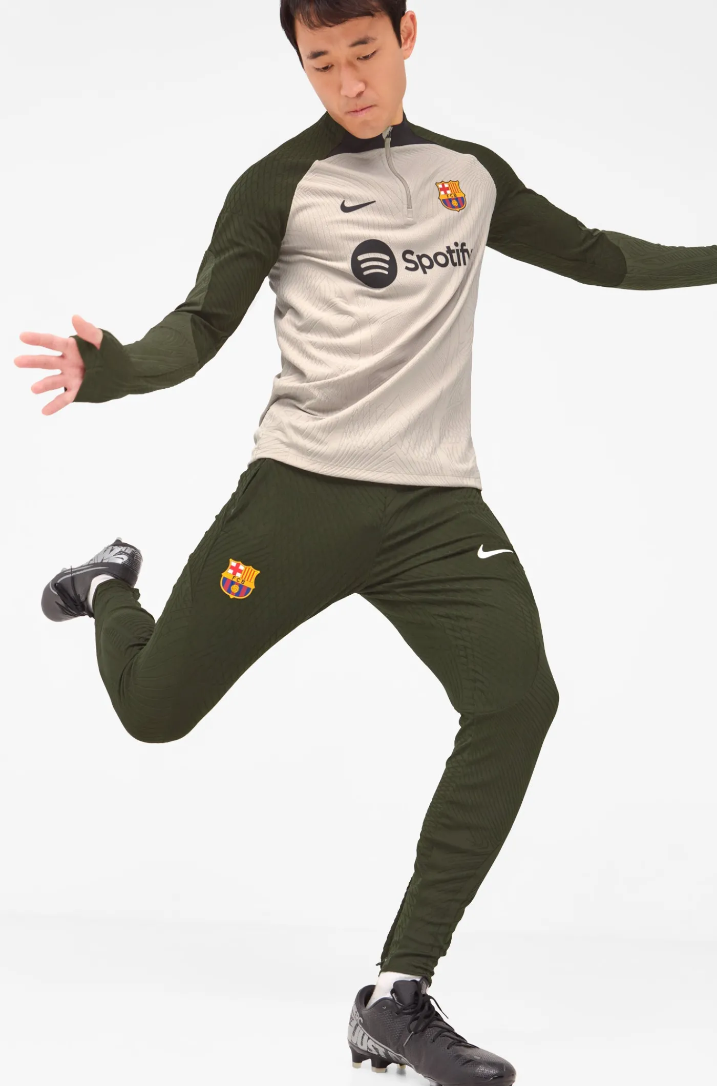 Trainingshose FC Barcelona 23/24 - Player Edition | FC Barcelona Shop