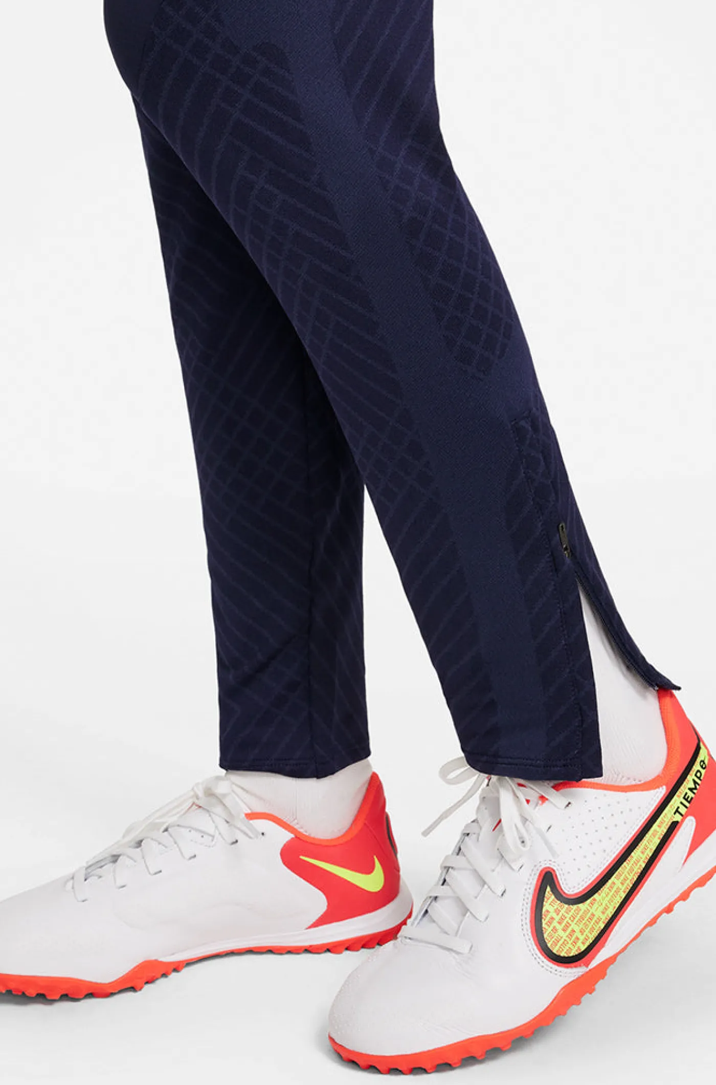 Trainingshose FC Barcelona - Junior | FC Barcelona New